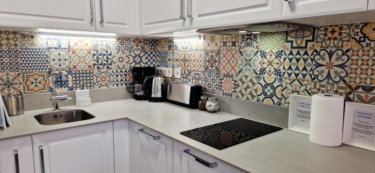 Malaga Lodge Apartments Dış mekan fotoğraf