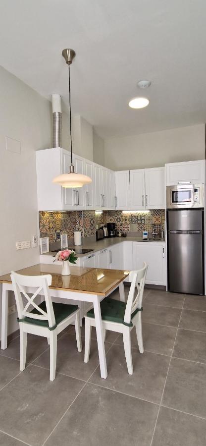 Malaga Lodge Apartments Dış mekan fotoğraf